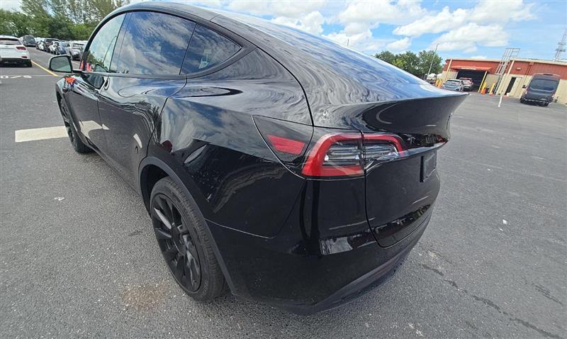 tesla model y 2023 7SAYGDEE1PA127183 image tesla model y 2023 7SAYGDEE1PA127183 image